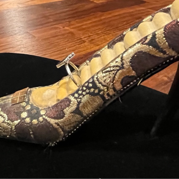 Triangle stone ring - Picture 4 of 6